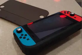 NS超强续航一整天！switch一万毫安背夹电池开箱视频封面
