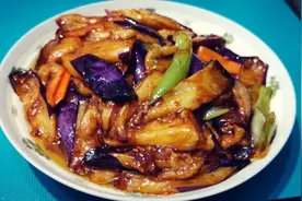 做好“鱼香茄子”的关键是料汁的配比，学方法做任何鱼香味菜都行视频封面