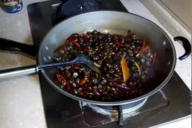 嗦螺好吃难清洗，实用方法教你去脏又去腥，一次做一大碗都不够吃视频封面