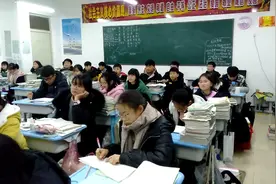 数学课代表朱瑜讲题