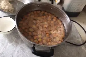 乔阿姨：放了两天的馒头又干又硬不要扔，这样做起来比较好吃视频封面
