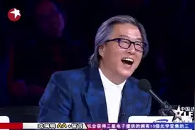 收废品大叔跳舞被当成神经病 一段表演结束全场评委都被惊艳视频封面
