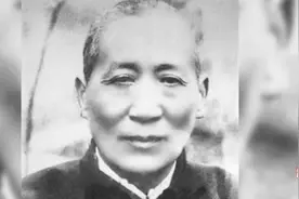 民国时期最大的地主，屋里连藏5个娇妻，万亩农田离世后只剩草席视频封面