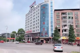 实拍湖南祁东第一重镇归阳镇，交通便利工业园厂房遍地开花视频封面
