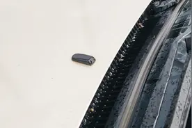 汽车雨刮器不喷水了，不要着急换，先检查几个地方，省事还省钱呢视频封面