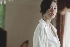 这部电影里刘洋化身黑社会大嫂，霸气侧漏，高挑身材突显女人魅力视频封面