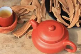 灵芝的功效和作用，用灵芝泡水有哪些好处视频封面