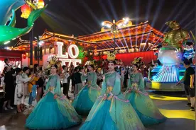 西安大唐不夜城，一个可以带你穿越的地方，重温大唐盛世视频封面