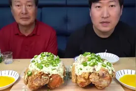 焦香酥脆的炸鸡，搭配蛋黄酱，撒一点辣椒，香辣过瘾，好吃不腻视频封面