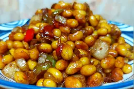 立秋后要多吃黄豆，教你好吃做法，拌饭拌面条夹馒头都好吃，真香视频封面