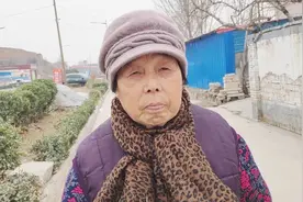 95岁农村爷爷曾参加抗日战争，如今每月能领多少钱？听了别吃惊视频封面