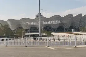 爱剪辑-骑行西安首条河底隧道视频封面