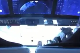 警惕！美军资产的最新变动，迈出了太空军事化的重要一步视频封面