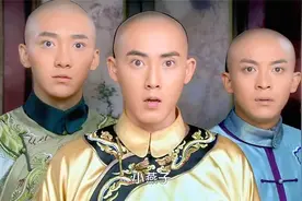 还珠格格：小燕子换装出入皇宫，五阿哥都看傻了，这装扮太别致了视频封面