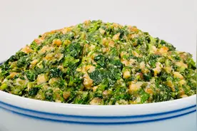 调荠菜馅儿，切记不要加一堆调料，小技巧教会你，做包子饺子都香视频封面