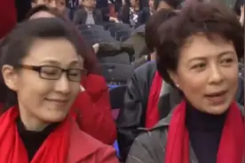 谢园的同班同学各个都是大腕，最不受待见的，竟然是硬汉张丰毅视频封面