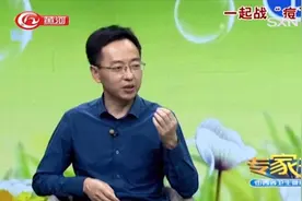 专家来了：挤脸上的痘痘要谨慎，“危险三角区”不可随意挤压视频封面