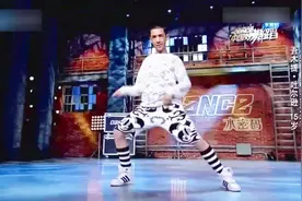 中国好舞蹈：帅气男孩超有天赋，霸气舞蹈引全场尖叫，太圈粉！视频封面