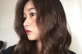 手残党挑战DIY卷发，居然简单操作，出来随意自然又好看！？视频封面
