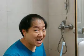 洗澡时提拉开关拉不上去，淋浴花洒不出水了怎么办？教你一招搞定视频封面