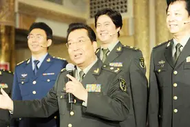80岁歌唱家李双江大儿子曝光，原来这么优秀！难怪藏了多年不公开视频封面