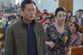 等爱：警察姐姐带局长参加亲妹妹婚礼，谁料却是让她接受调查视频封面