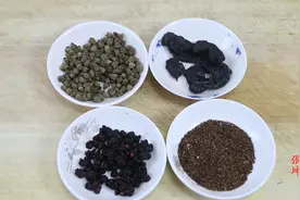 男生常用4味中药煮水泡脚，滋补肝肾、强壮筋骨，消除疲劳的效果视频封面