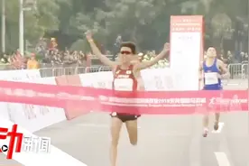朝鲜选手东莞马拉松冲刺跑错路痛失冠军 智美体育：错跟转播车视频封面