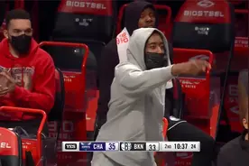 NBA精彩时刻：有沙选沙！沙梅特连突带投还传球 场边哈登坐不住了视频封面