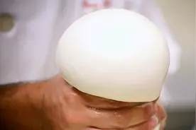 世界上最大的奶酪，马苏里拉！视频封面