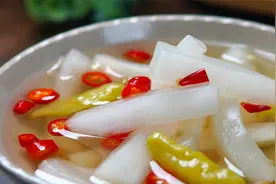 餐桌常备开胃小菜泡萝卜做法来了，清脆爽口还解腻，越泡越好吃视频封面