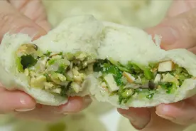 青菜包子翠绿不变色？关键几点要牢记，松软鲜香，青翠不发黄视频封面