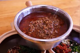 学会这个百搭肉酱的做法，我家每天都吃它，早餐配面条米粉太香了视频封面
