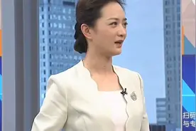你的皮肤是否松弛，通过推额头方法，可以进行自测视频封面
