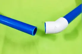 PVC管断在弯头里，拆不出来怎么办？教你个好方法，完整取出管子视频封面