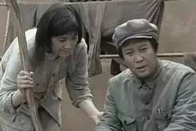 长征途中，毛主席的妻子生下一个女孩，最终送人抚养了视频封面