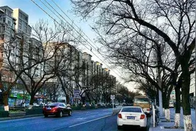 成都不排除实施封城？官方回应：假的！视频封面