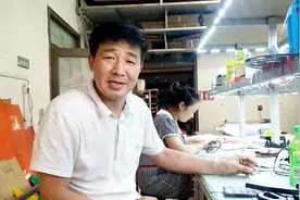 最令老板头疼的事，多名员工同时请假批还是不批？张总竟一招搞定视频封面