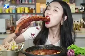 吃肉不吃碳水减肥，月瘦十多斤，这种减肥方法可能害了你视频封面
