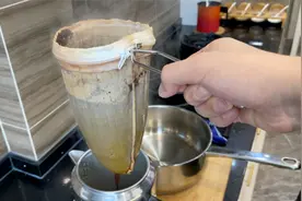 想喝奶茶不用花钱买了，配方和做法都在这，一大杯才6块钱视频封面