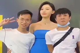 搞笑合集：秘密被老婆发现了，后果真的很严重！一定要谨慎行事.视频封面
