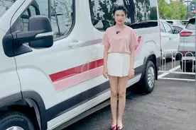 介绍太详细了！看完这个视频原厂房车有什么优点全明白了视频封面