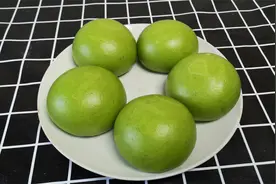 蒸蔬菜馒头不变色有窍门，学会这方法，不用发面，松软翠绿又好吃视频封面