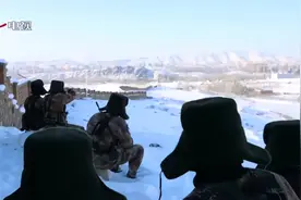仰望星空的哨兵丨阿尔泰山守库人的一天视频封面