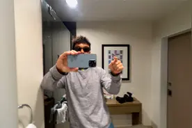 为什么iPhone是最好的VLOG相机 我却选择尽量少用它 | VLOG²º²视频封面