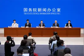 农业农村部：2月、3月养猪陷入亏损，一季度生猪价格总体下行视频封面