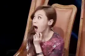 拜托了冰箱胡莎莎本行是歌手！代表作唱念爱，蔡健雅听呆了！视频封面