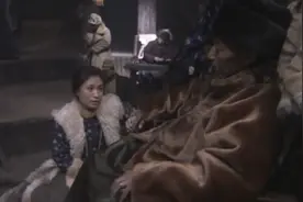 林海雪原：座山雕什么女人没有，蝴蝶亲自上，奈何座山雕看不上视频封面
