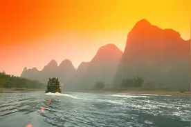 两千多年前，秦始皇为了统一中国，打通了从湘江到漓江的灵渠通道视频封面