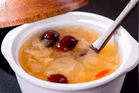 解困提神不喝咖啡，吃这十大食物，白天就能更精神视频封面